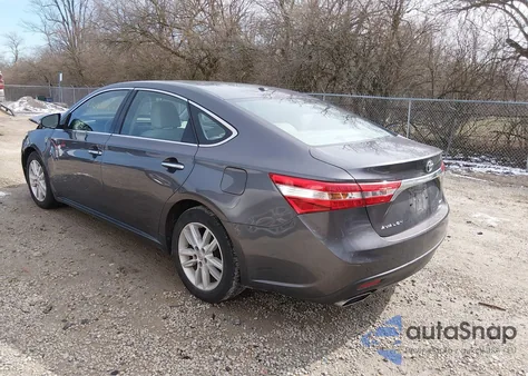 2015 Toyota Avalon Xle z USA, uszkodzony, nr VIN 4T1BK1EB2FU154564